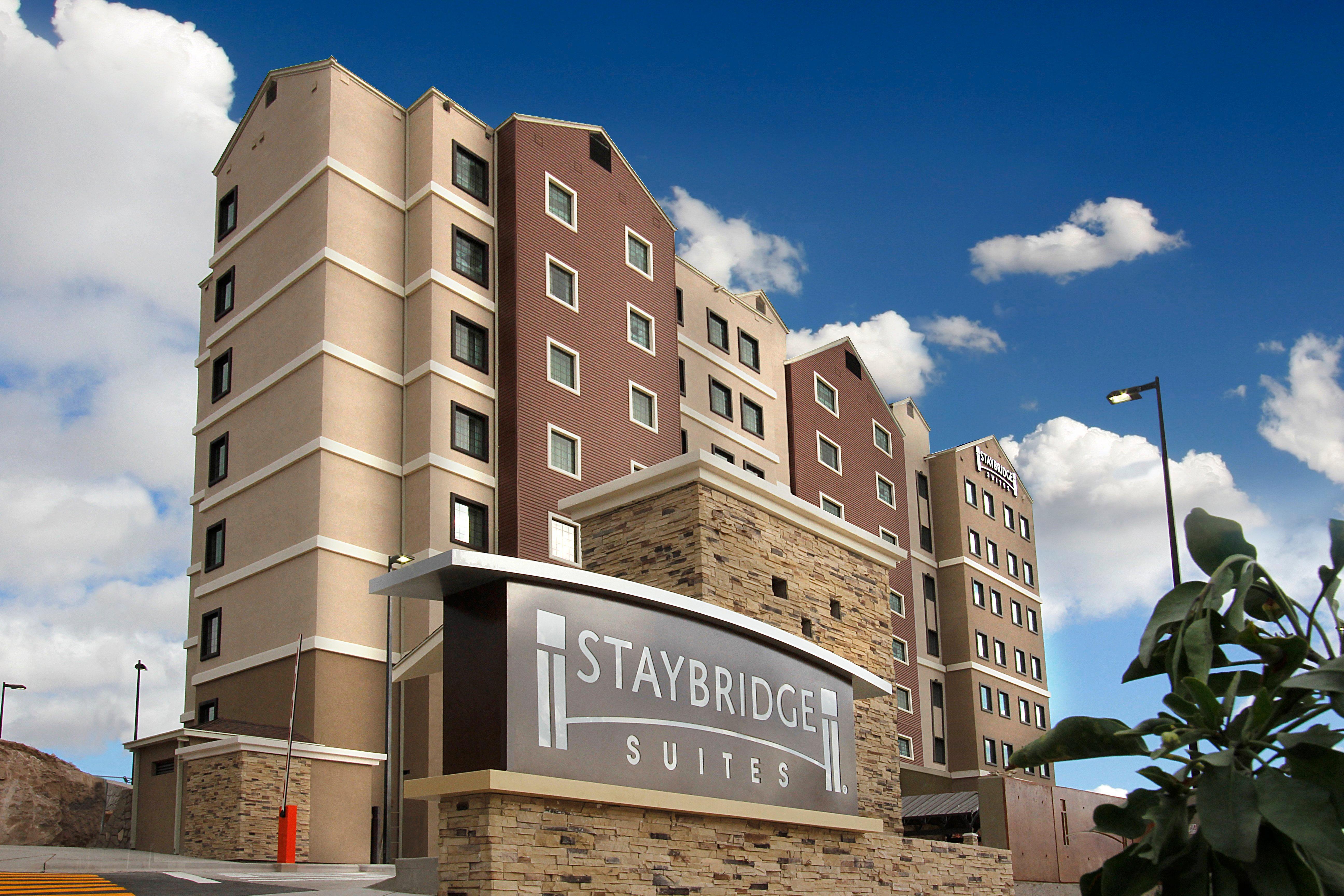 Staybridge Suites Chihuahua, An Ihg Hotel Ngoại thất bức ảnh